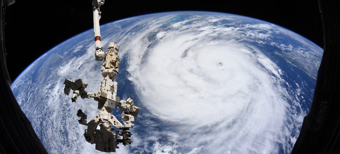 طوفان آیدا در این تصویر که از ایستگاه فضایی بین المللی گرفته شده است دیده می شود.  طوفان خطرناک در 29 اوت 2021 در لوئیزیانای ایالات متحده آمریکا فرود آمد.